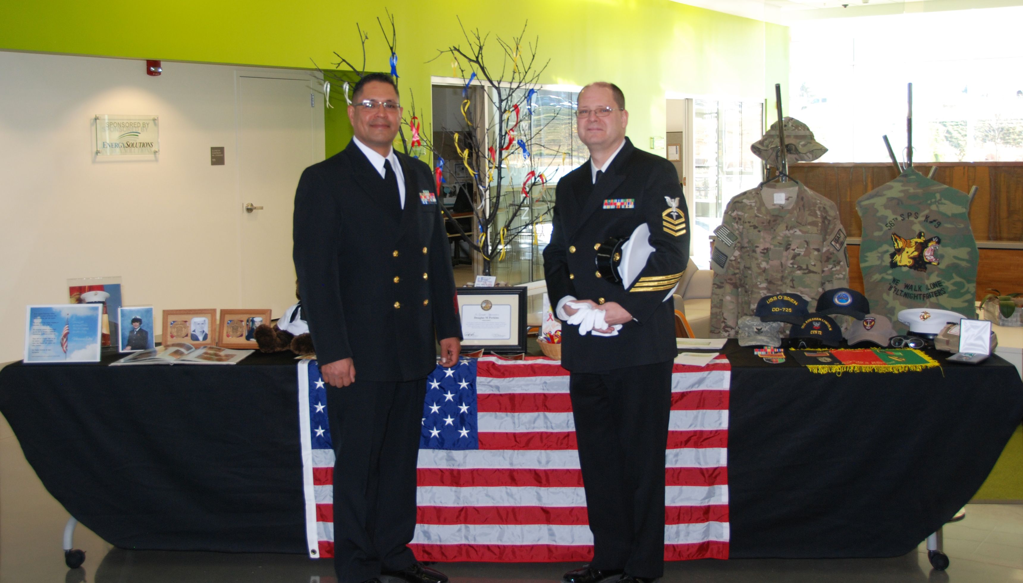 ITC Joe Mena and HMC Ralph Pittman, Veteran鈥檚 Day 2013